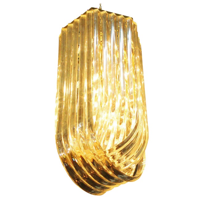 Large MCM Hollywood Regency Sculptural Lucite & Gold Tone Loop Ribbon Chandelier For Sale