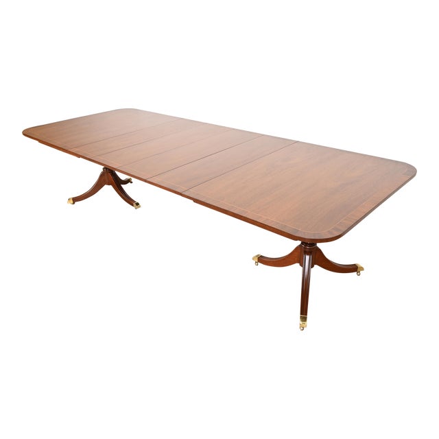 Kindel Furniture Georgian Banded Mahogany Double Pedestal Extension Dining Table, Newly Refinished For Sale