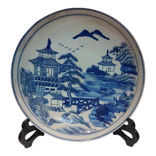 Chinese Ceramic Plate Blue and White Porcelain Plate Hand Painted Landscape Pattern For Sale