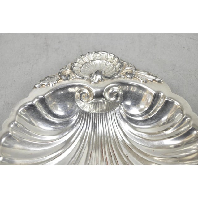Mid 20th Century Vintage English Regency Style Silver Plated Small Clam Shell Trinket Dish For Sale - Image 5 of 13