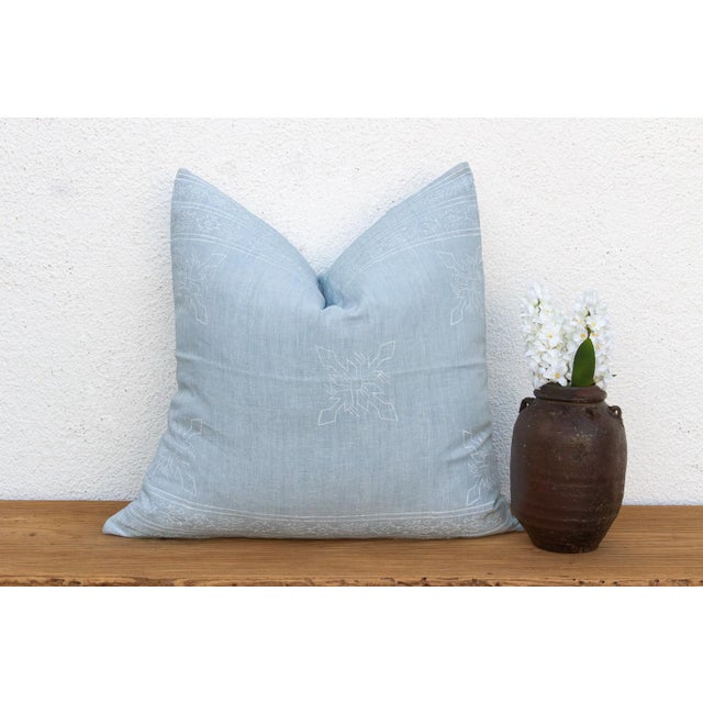 Textile Large 24" Powder Blue Jaipur Blockprint Linen Pillow Cover For Sale - Image 7 of 7