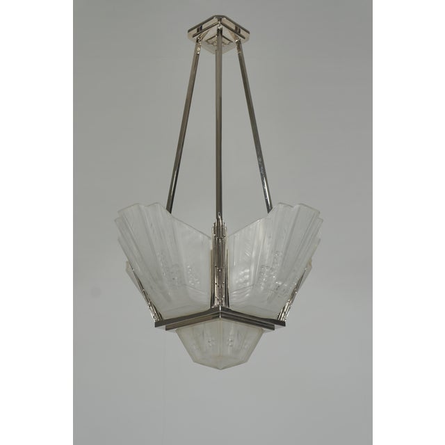1930s Jean Gauthier Ejg French Art Deco Nickeled Bronze & Frosted Glass Chandelier 1930s For Sale - Image 5 of 11