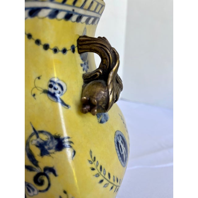Vintage Italian Porcelain Table Lamp With Brass Pomegranate Handles For Sale - Image 14 of 15