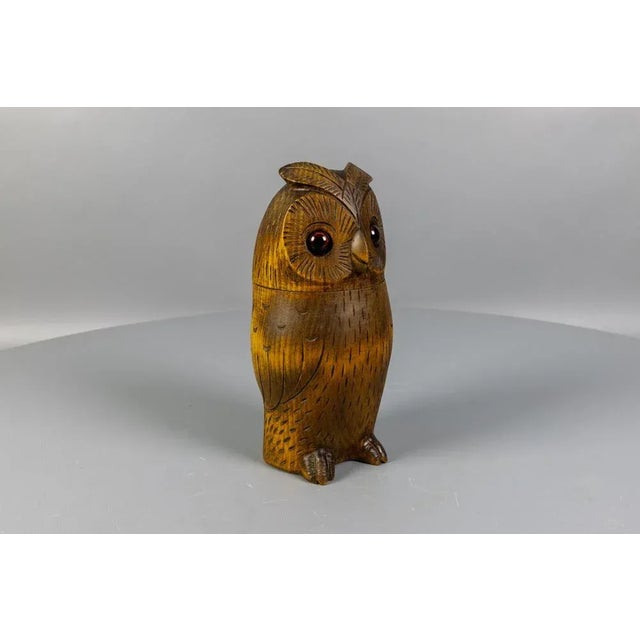 Mid-Century Black Forest Style Carved Linden Wood Owl Box, Germany, 1950s For Sale - Image 12 of 18