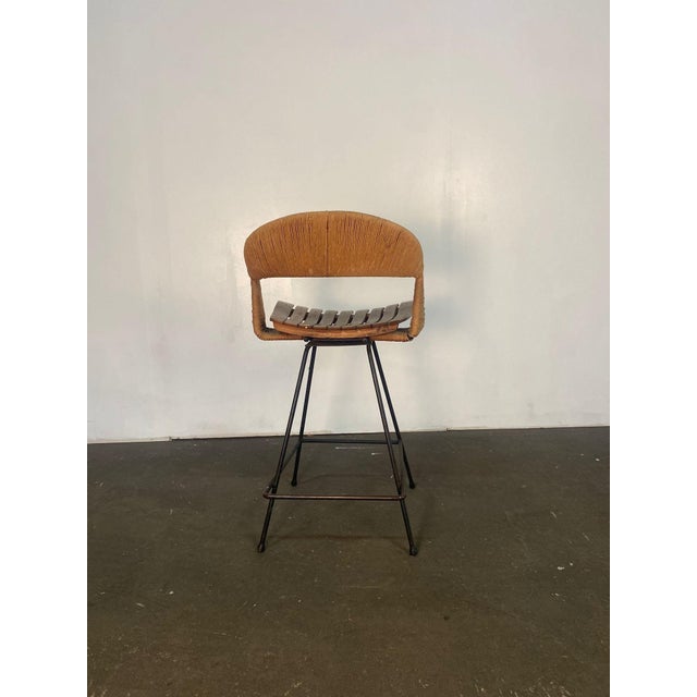 Mid-Century Modern Arthur Umanoff Iron & Rush Swiveling Barstool For Sale - Image 3 of 7