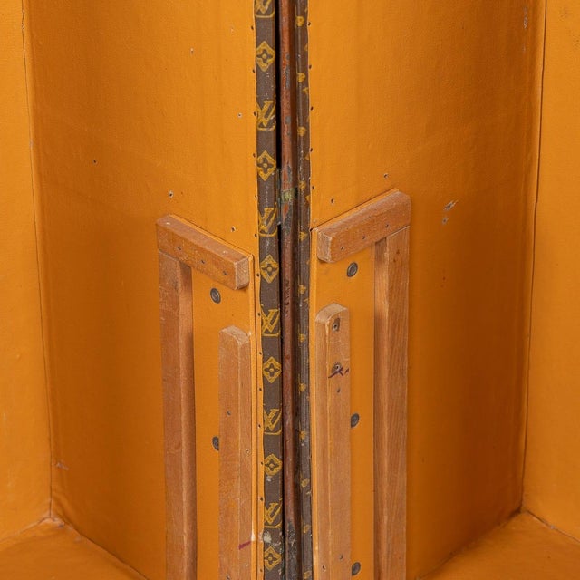 20th Century Wardrobe Trunk in Monogram Canvas from Louis Vuitton, France, 1930 For Sale - Image 18 of 18