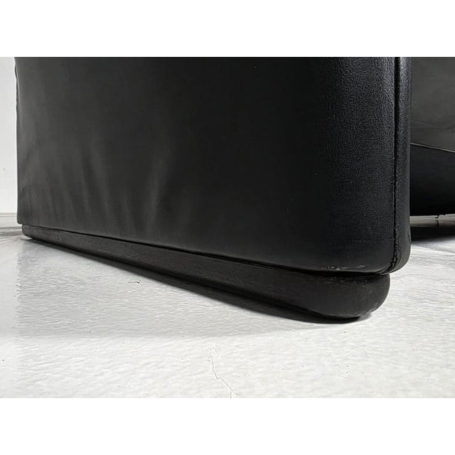 Maralunga Sofa in Black Leather by Vico Magistretti for Cassina, 1970s For Sale - Image 9 of 10