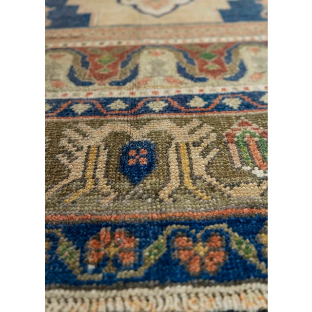Turkish Turkish Vintage Rug 5'6" x 9'2" #21000 For Sale - Image 3 of 8
