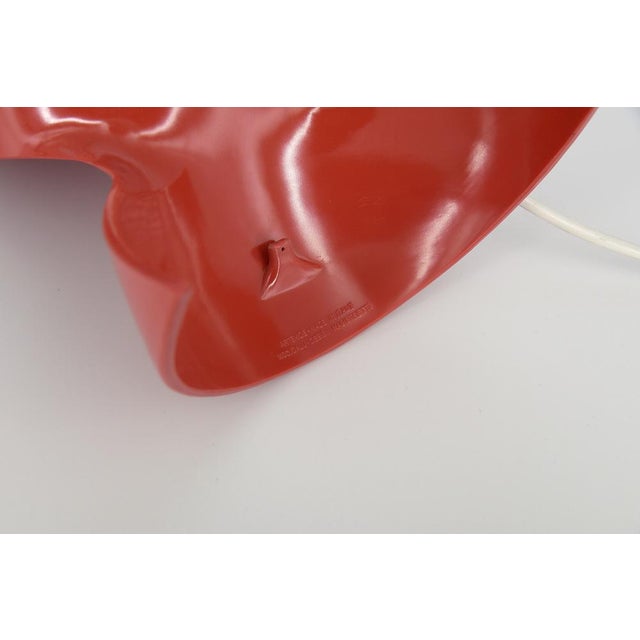 Artemide Red Dalù Table Lamp for Artemide, 1960s For Sale - Image 4 of 9