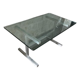 Mid Century Modern Dining Room Table in the Milo Baughman Style. Circa 1970s. For Sale