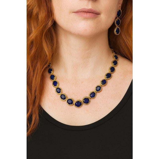 Gemstone Bochic "Capri" Vintage Blue Sapphire & Diamond Necklace & Earrings Set 18K Gold For Sale - Image 7 of 18