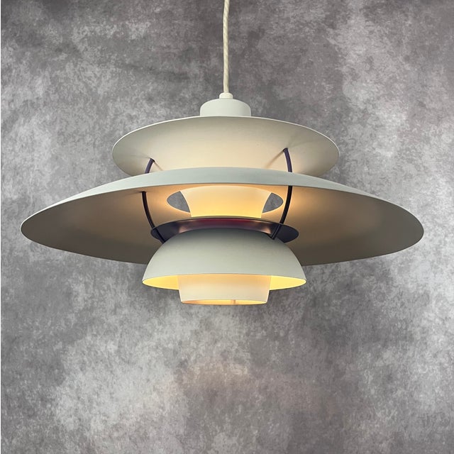 Mid-Century Modern Vintage PH 5 Lamp by Louis Poulsen, 1970s For Sale - Image 3 of 17
