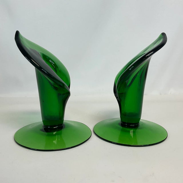 1950s Americana Folk Art Hand Blown Jack in the Pulpit Green Glass Candle Holders - A Pair. For Sale - Image 4 of 9