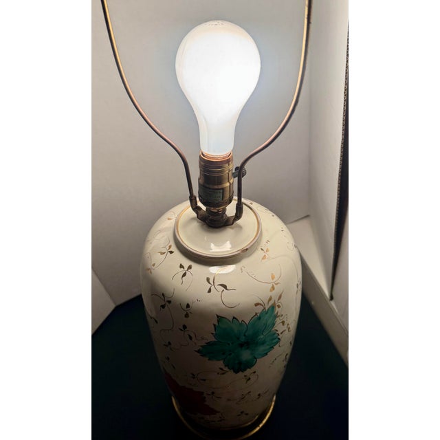 Vintage Mid-Century Modern Hand-Painted Ceramic Table Lamp With Grape Leaves & Gold, Brass Base For Sale - Image 12 of 12