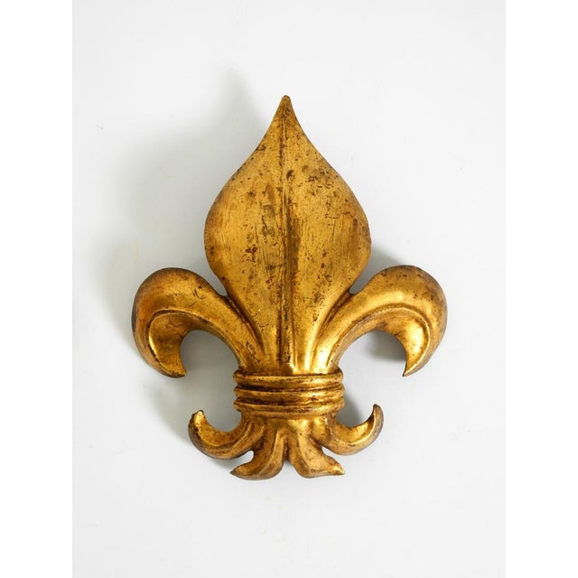 Metal Fleur-De-Lis Wall Lamps in Gold-Plated Metal by Hans Kögl, 1970s, Set of 2 For Sale - Image 7 of 18
