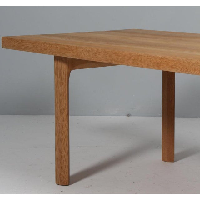 1960s Coffee Table in Oak by Illum Wikkelsø, 1960s For Sale - Image 5 of 7