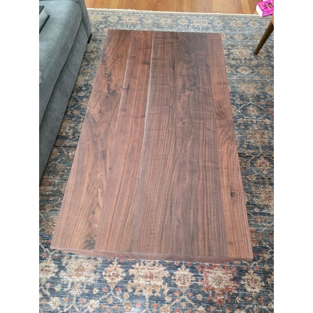 Brand new and varely used custom coffee table. I custom ordered this from a family owned business. I am so sad it doesbt...