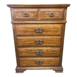 Vintage 1970s Sumter Cabinet Co. Freedom Oak 5-Drawer Tallboy Dresser For Sale