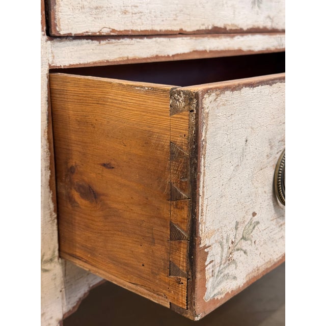 19th Century Italian Painted Chest of Drawers For Sale - Image 4 of 16
