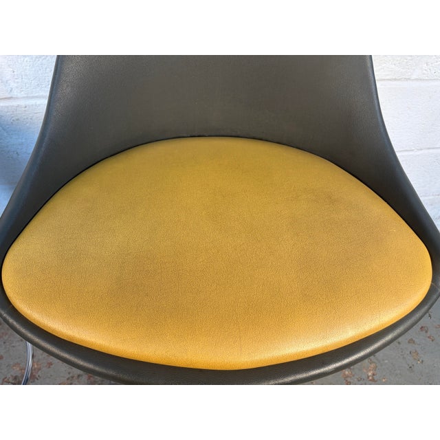 Pair of Mid-Century Modern Swivel Bar Stools, Circa 1970s For Sale - Image 11 of 15