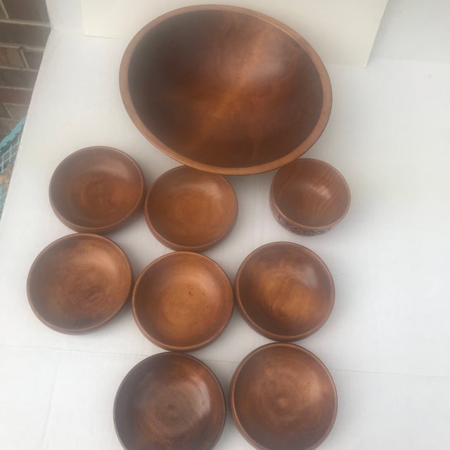 Mid-Century Modern Vintage Wooden Salad Bowl Set - 9pcs For Sale - Image 3 of 14