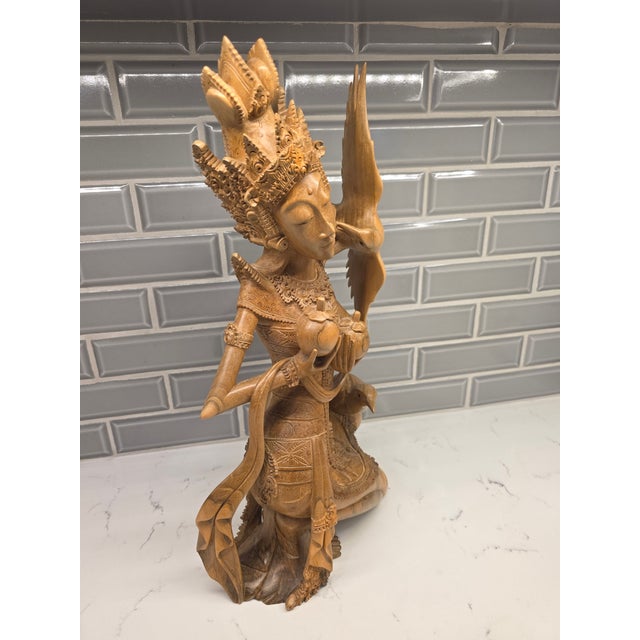 Ecru Museum-Quality Mid 20th Century Balinese Suar Wood Goddess Dewi Sri With Birds Masterwork Sculpture (Mas, Bali) For Sale - Image 8 of 11