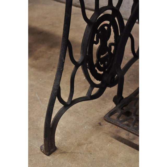 Early 20th Century Cast Iron Singer Treadle Sewing Machine Base Console Table Oval Marble Top For Sale - Image 11 of 12