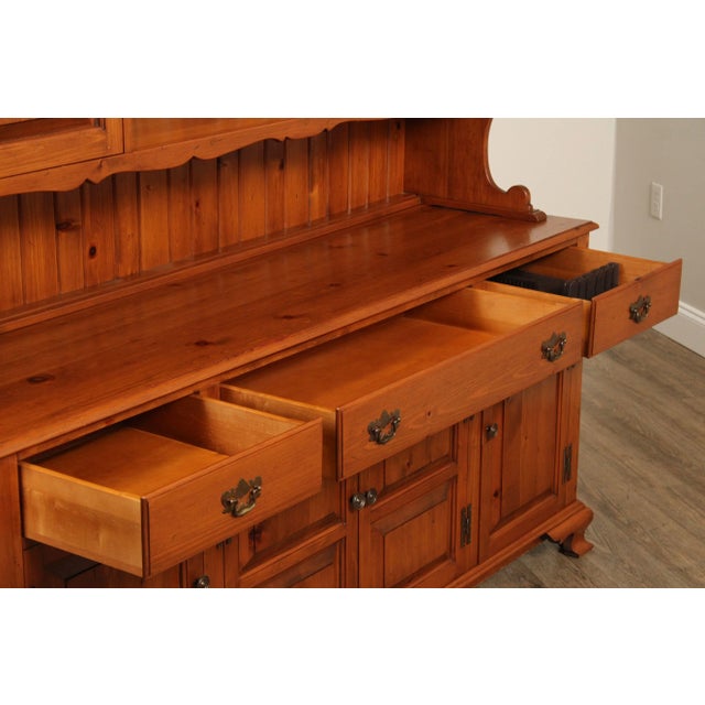 Farmhouse Chippendale Style Vintage Pine Stepback Hutch For Sale - Image 4 of 12