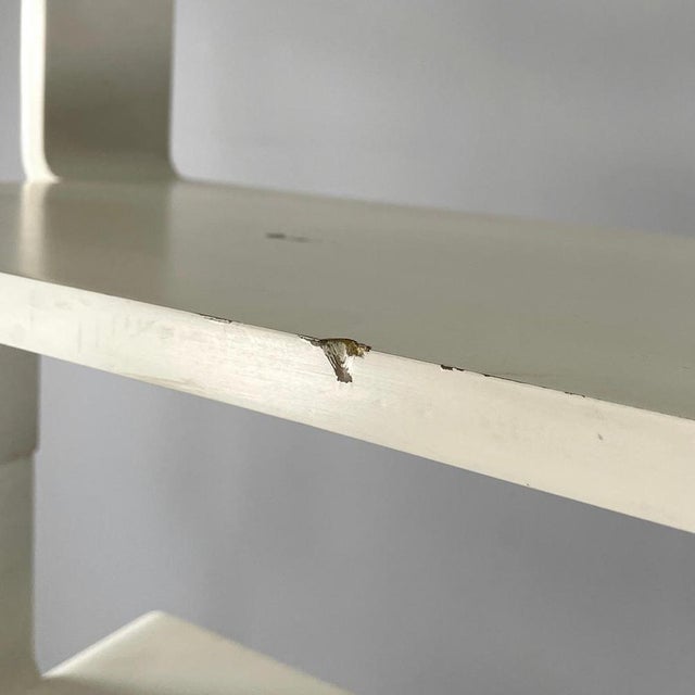 Italian Modular Curved Edges Black and White Wooden Bookcase, 1980s For Sale - Image 9 of 18