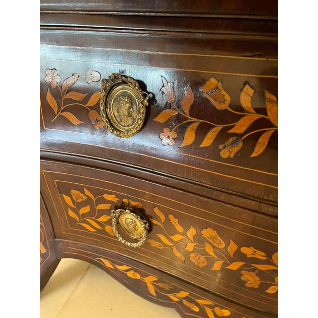 Antique Mahogany Floral Marquetry Inlaid Cylinder Bureau, 1780s For Sale - Image 12 of 18