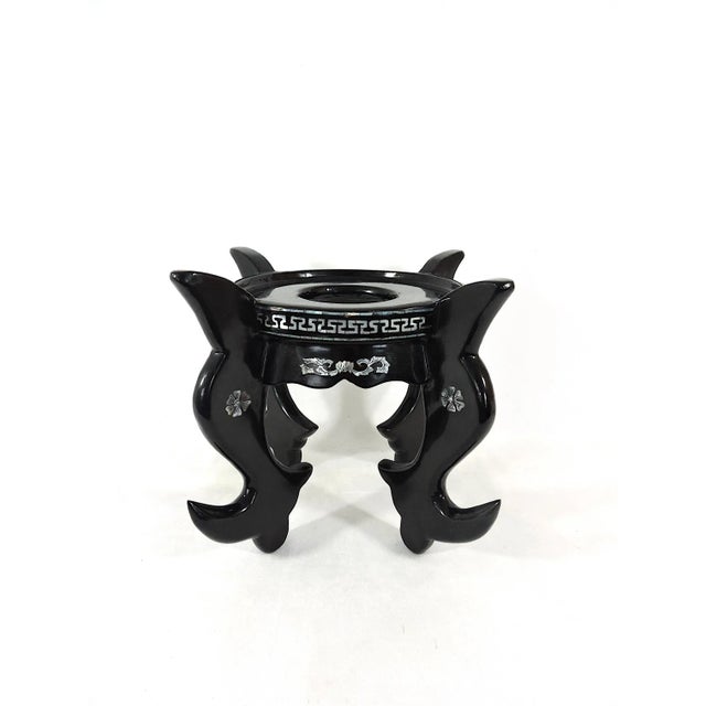 We were very pleased to find this unusual display stand - they are not often seen for sale. High gloss black lacquer...