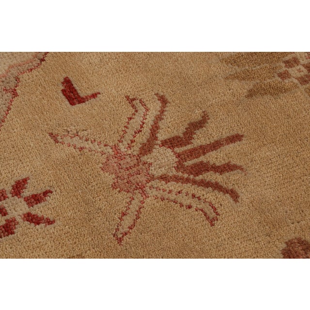 Mid-Century Modern Classic Oushak Style Rug in Gold & Maroon Floral Pattern by Rug & Kilim For Sale - Image 3 of 7