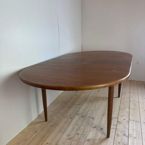 Vintage Danish Teak Dining Table, 1960s For Sale - Image 3 of 6