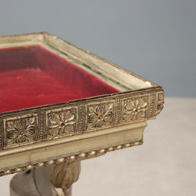 20th Century Display Table with Glass Top For Sale - Image 3 of 10