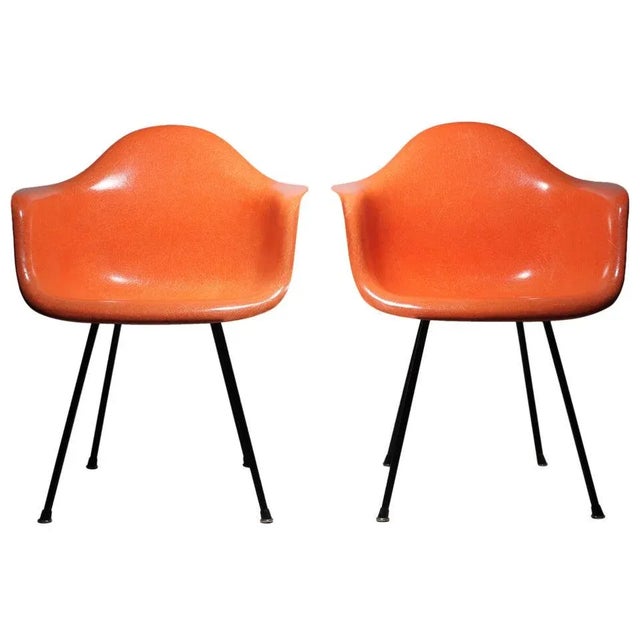 Charles Eames for Herman Miller Early Pair of Dax Transitional Shell Chairs For Sale In Chicago - Image 6 of 6