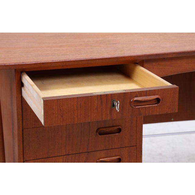 Vintage Teak Desk by Svend Aage Madsen for HP Hansen For Sale - Image 12 of 18