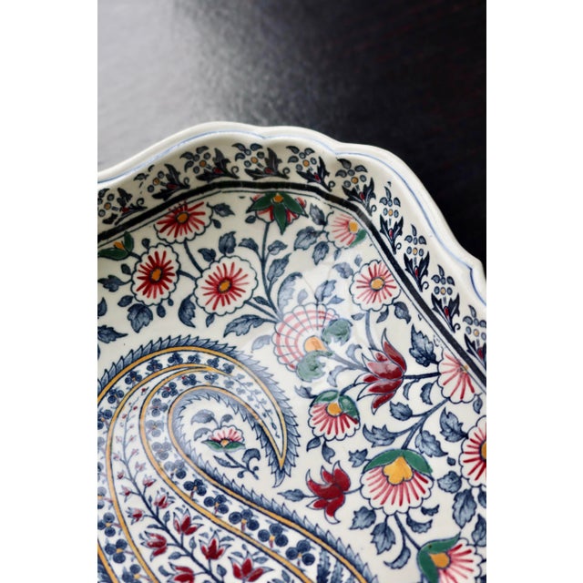 Ceramic Vintage Square Earthenware Bowl with Paisley Pattern from Gien, 1960s For Sale - Image 7 of 8