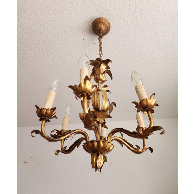 Baroque Vintage Florentine Chandelier Gilded in Gold Leaf, 1940s For Sale - Image 3 of 18
