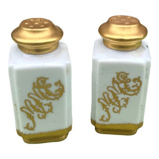 Pair of 1970s Ceramic Salt and Pepper Shakers With Gold Accents For Sale