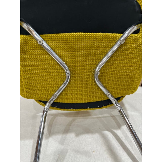 1960s Executive Armchair Model 71 Attributed to Eero Saarinen for Knoll in Textile For Sale In Portland, OR - Image 6 of 7