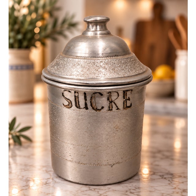 Metal 1940s French-Style Graduated Aluminum Kitchen Canister Set, 5 Pieces For Sale - Image 7 of 10