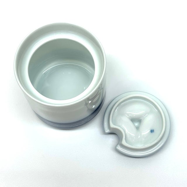 Blue Mid 20th Century Minimalist Blue & White Creamer & Sugar Bowl Set by Thomas Germany For Sale - Image 8 of 11