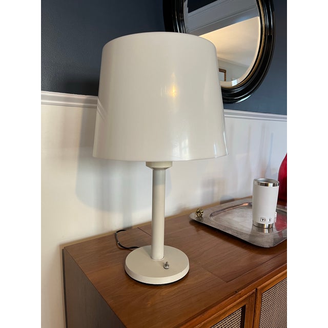 Classic mid-century Gerald Thurston desk lamp. Plastic vented shade sits atop a matching metal base. Plastic diffuser....