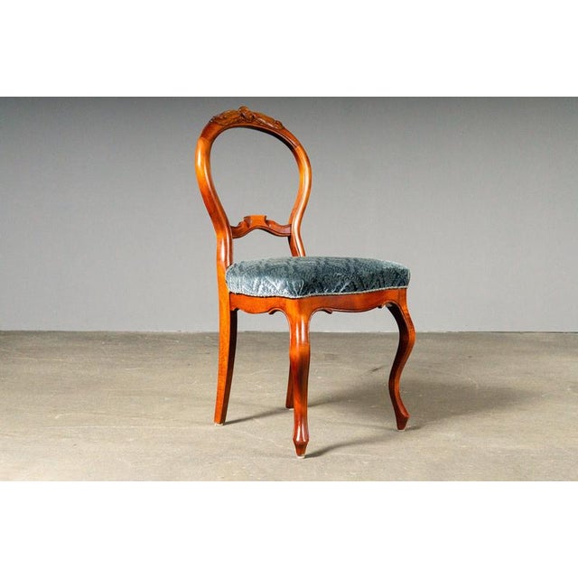 Item: Set of 4 chairs Period & Style: Biedermeier style - second half of the 20th century Features: - elegant and...