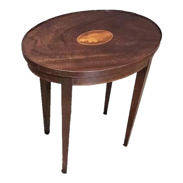 Baker Mahogany Federal Style Shell Inlay Occasional Table For Sale