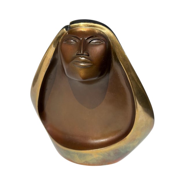 1990s Bruce LaFountain Native Woman Bronze Sculpture For Sale - Image 4 of 7