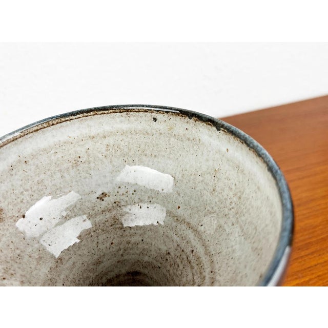 Mid-Century German Studio Pottery Goblet Vase by Janne Reckert-Cordua, 1960s For Sale - Image 5 of 18