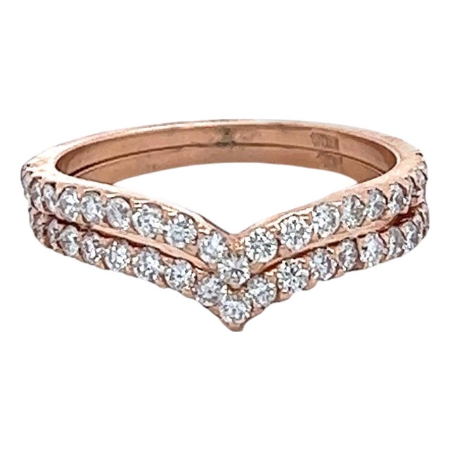 0.79 Carat Round Cut Diamond Rose Gold Bands, Size 7 For Sale