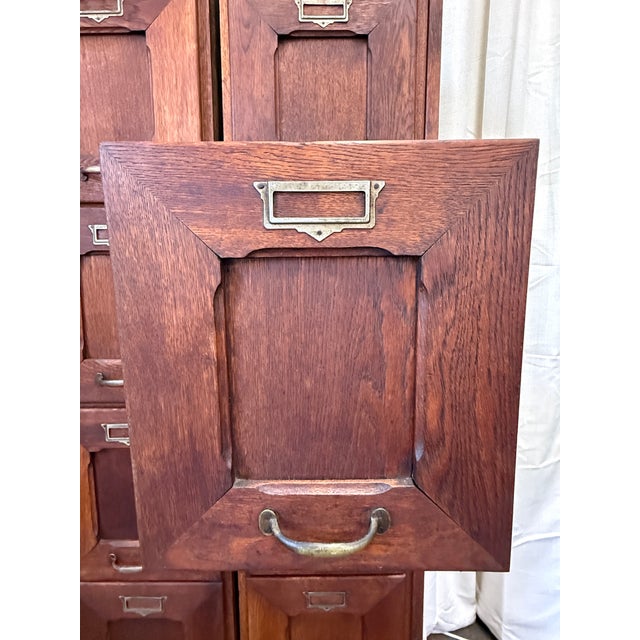 Brown Antique Belgian Oak File Cabinet, 25 Drawers, Hubert Degee-Fabry, c.1920 – Modular 5-Tower Set For Sale - Image 8 of 12