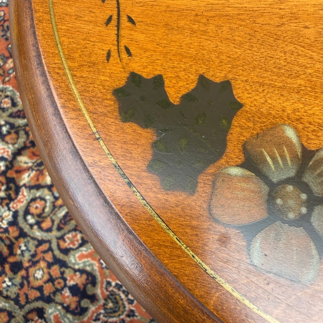 1970s Ethan Allen Country Farmhouse Hitchcock Style Solid Heirloom Maple Stenciled Accent Drink Table (14-9042) For Sale - Image 11 of 13